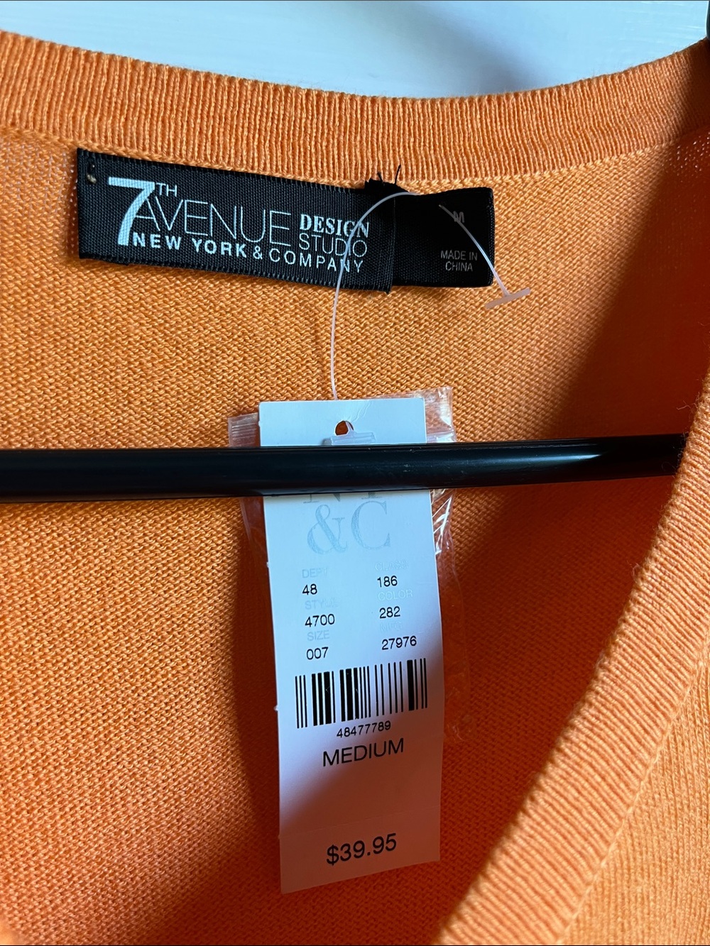 New York and Company 7th Ave Orange Cardigan NWT - Picture 2 of 6